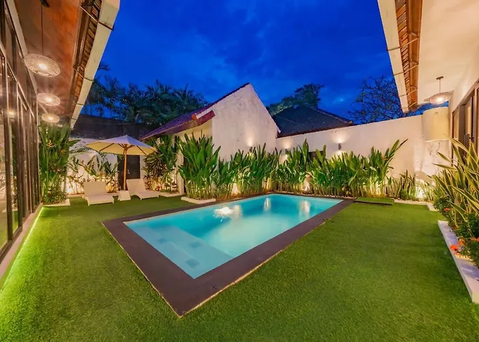 3br W- Private Pool & Sun Loungers فيلة