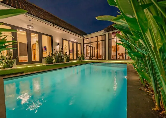 فيلة 3br W- Private Pool & Sun Loungers سمينياك