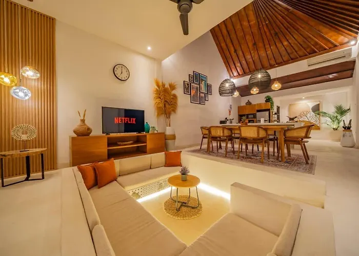 3br W- Private Pool & Sun Loungers