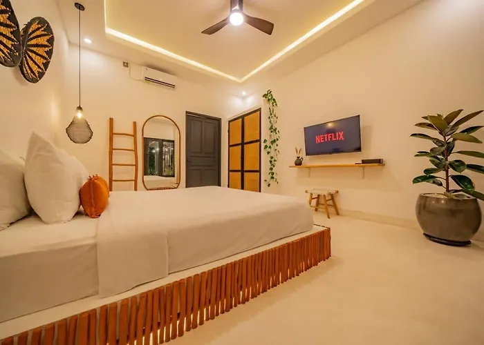 3br W- Private Pool & Sun Loungers فيلة