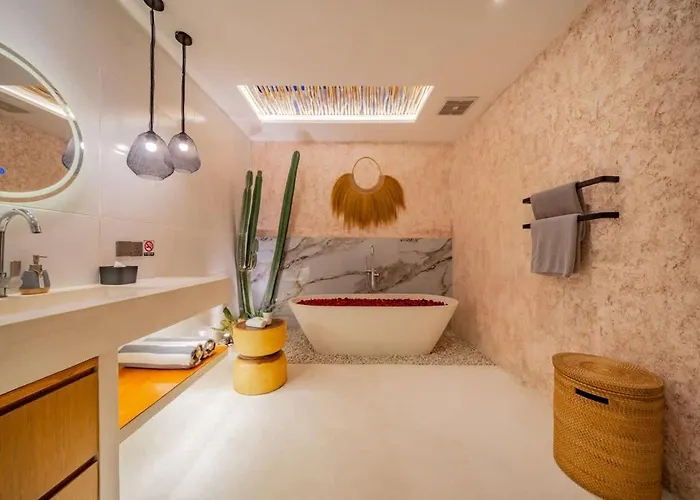 3br W- Private Pool & Sun Loungers * سمينياك