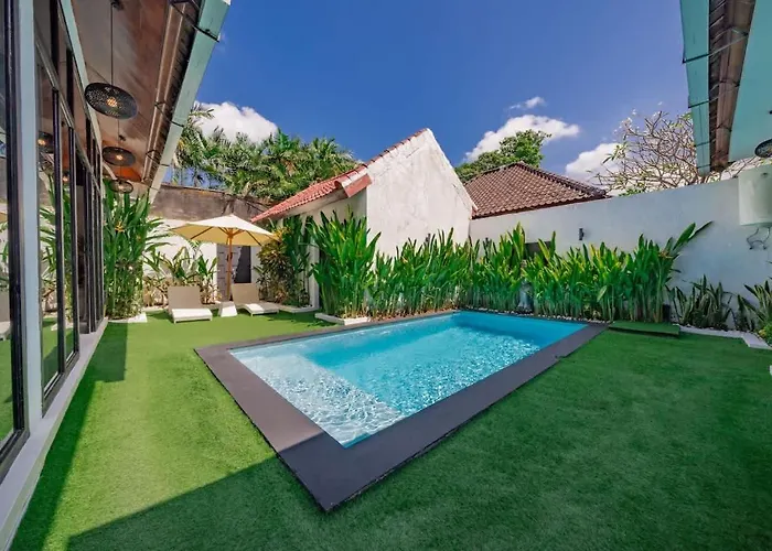 3br W- Private Pool & Sun Loungers فيلة سمينياك