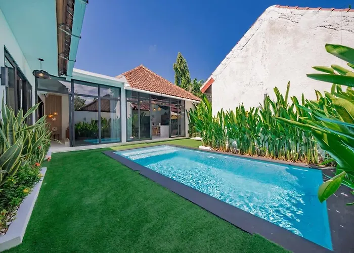 3br W- Private Pool & Sun Loungers * سمينياك