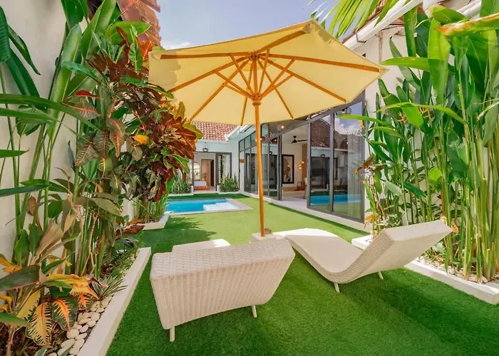 3br W- Private Pool & Sun Loungers *