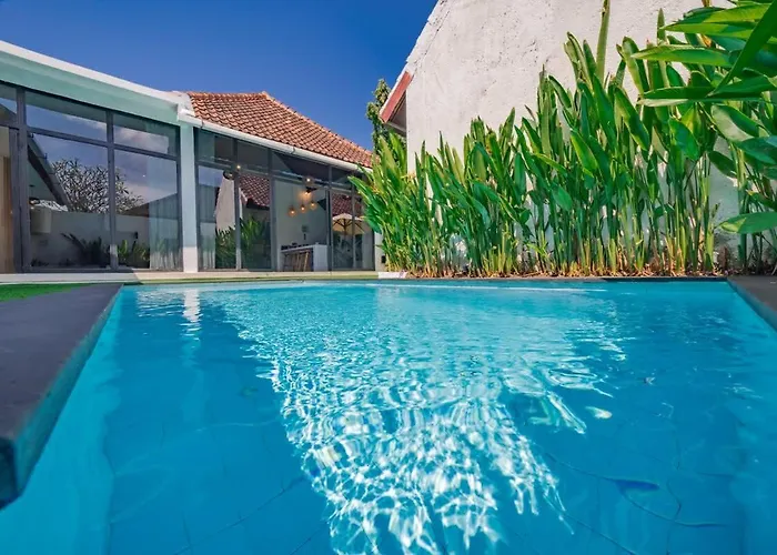 3br W- Private Pool & Sun Loungers