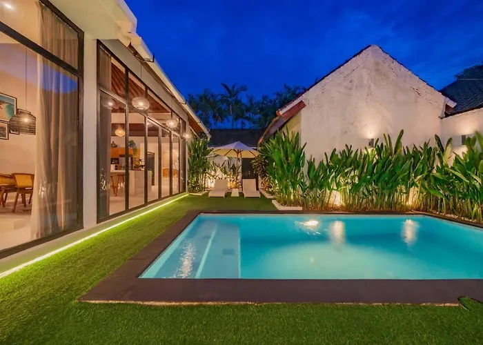 3br W- Private Pool & Sun Loungers فيلة سمينياك