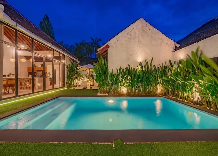 3br W- Private Pool & Sun Loungers فيلة *