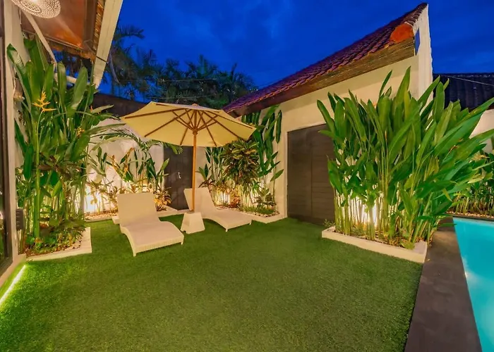 3br W- Private Pool & Sun Loungers * سمينياك