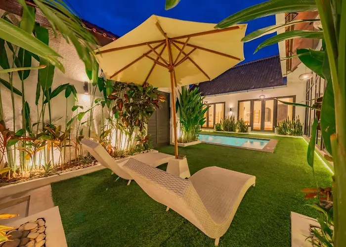 3br W- Private Pool & Sun Loungers فيلة *