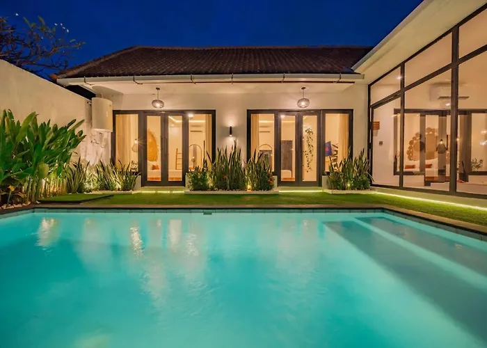 3br W- Private Pool & Sun Loungers