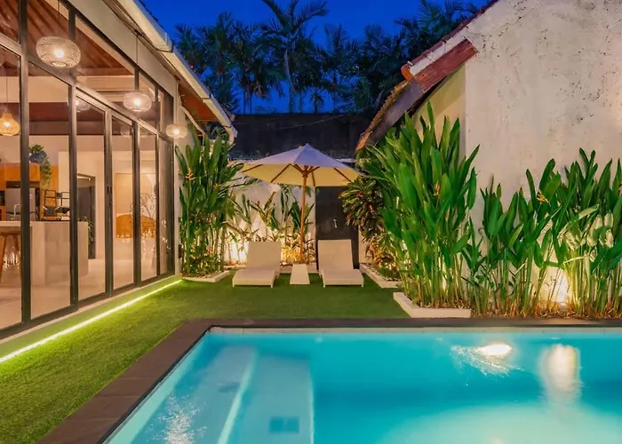 3br W- Private Pool & Sun Loungers *